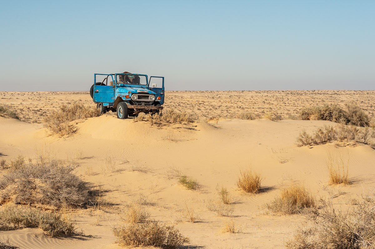 4x4 in the Algerian desert